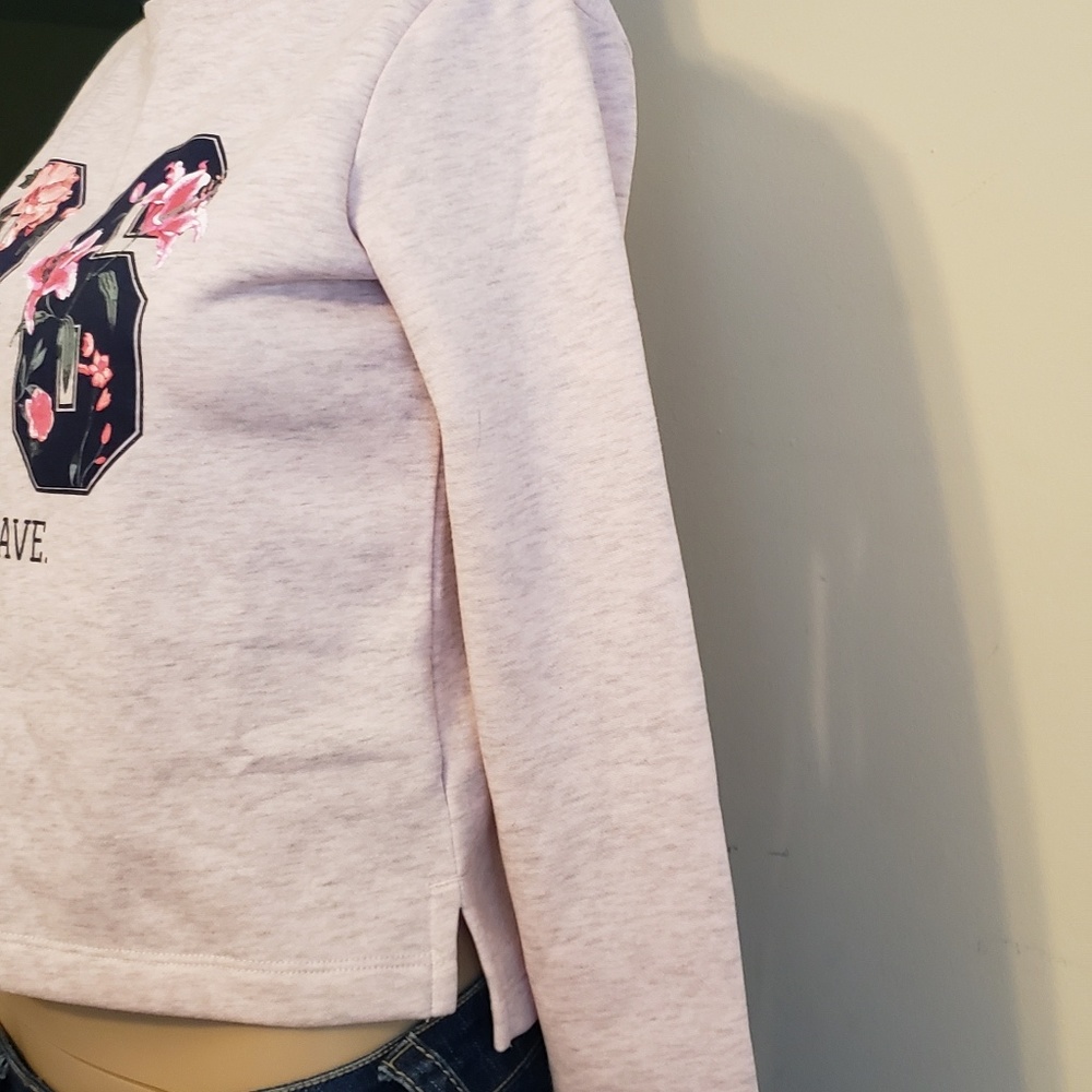 H&M sweatshirt - Picture 3 of 6